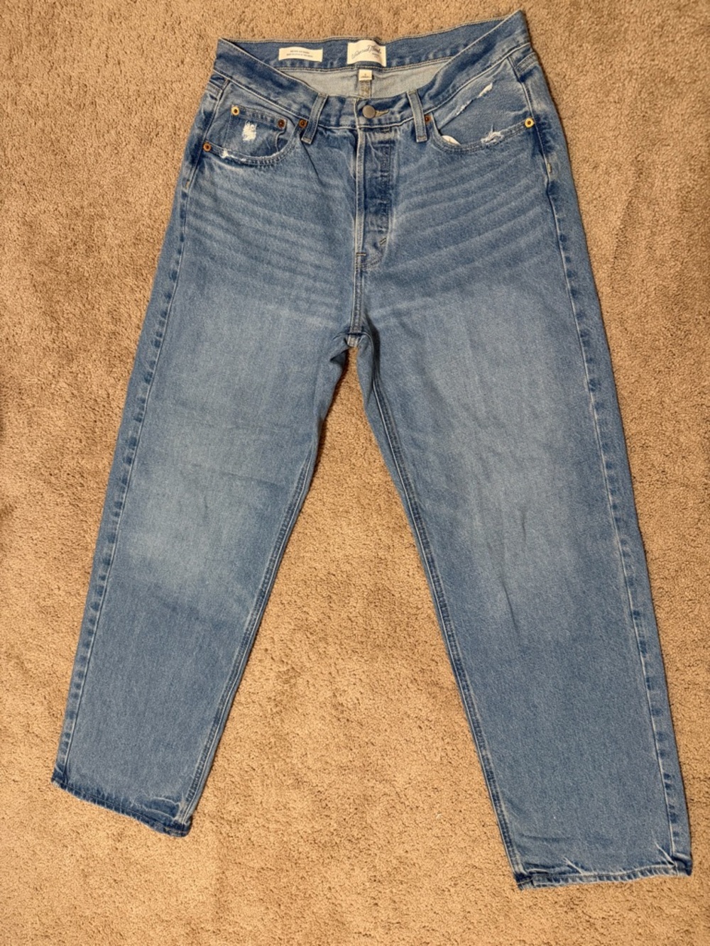 Universal Thread Light Blue Relaxed Straight Jeans